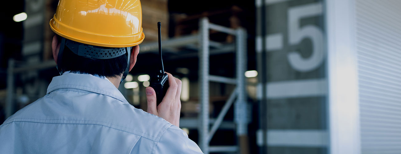 重量物の搬出入や精密パーツの梱包・開梱にも対応